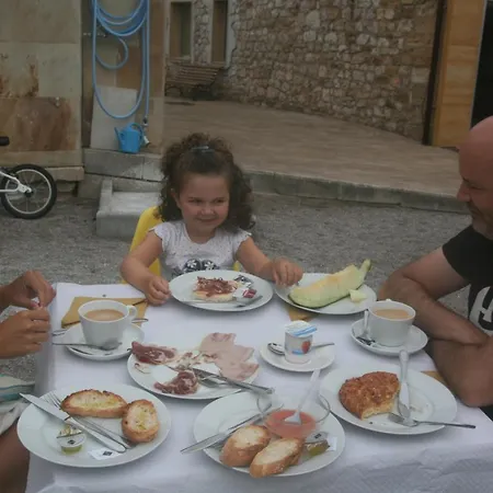 Πανδοχείο La Casuca De Mamina Miengo