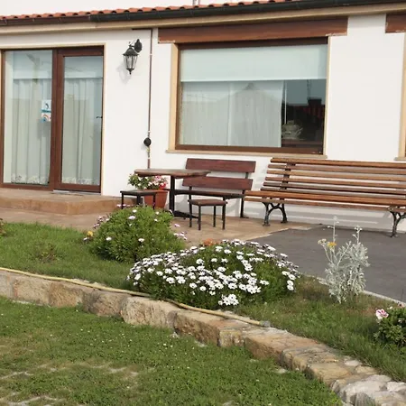 La Casuca De Mamina 宾馆 Miengo